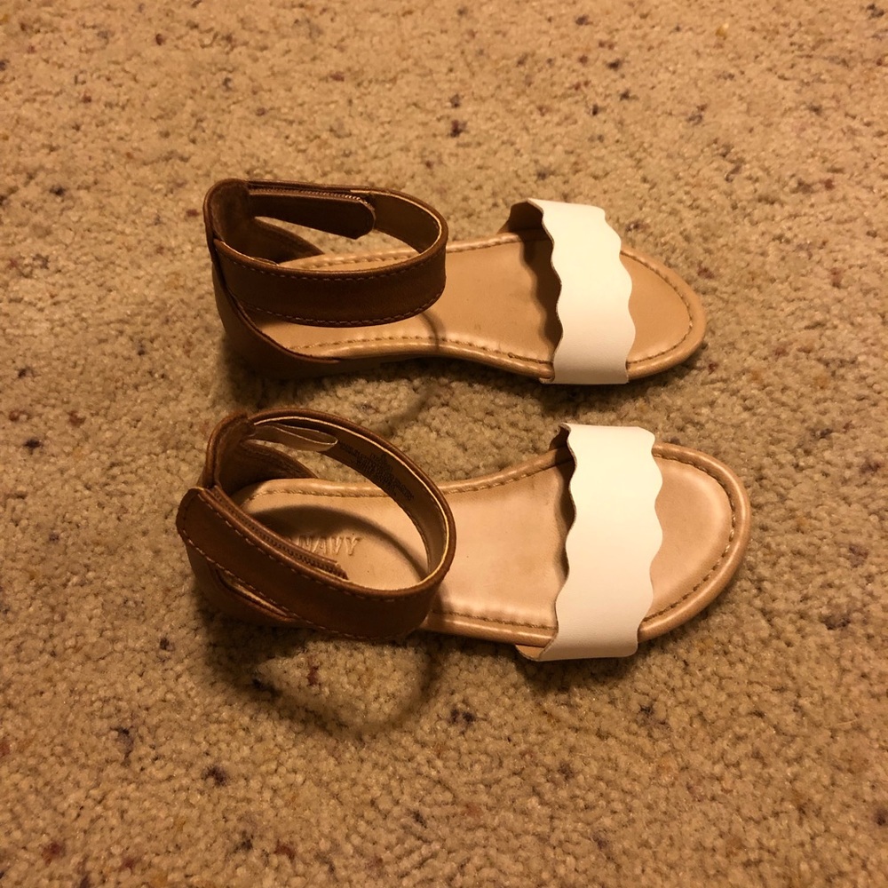Super Cute White and Brown Old Navy Sandals